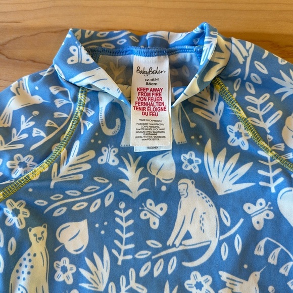 Baby Boden Blue Jungle Print Rashguard in size 12-18 months 🌿 Baby Swim - Picture 2 of 6